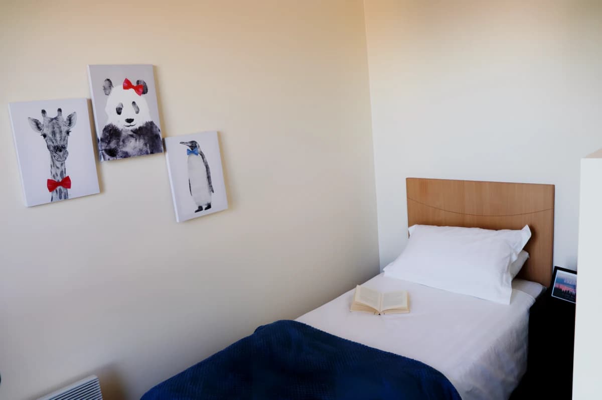Student Living - 570 Lygon image