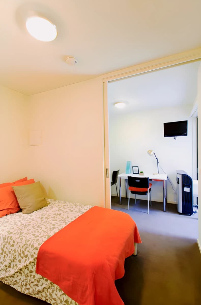 17 Macquarie Street image