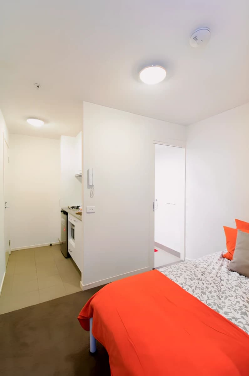 17 Macquarie Street image 5