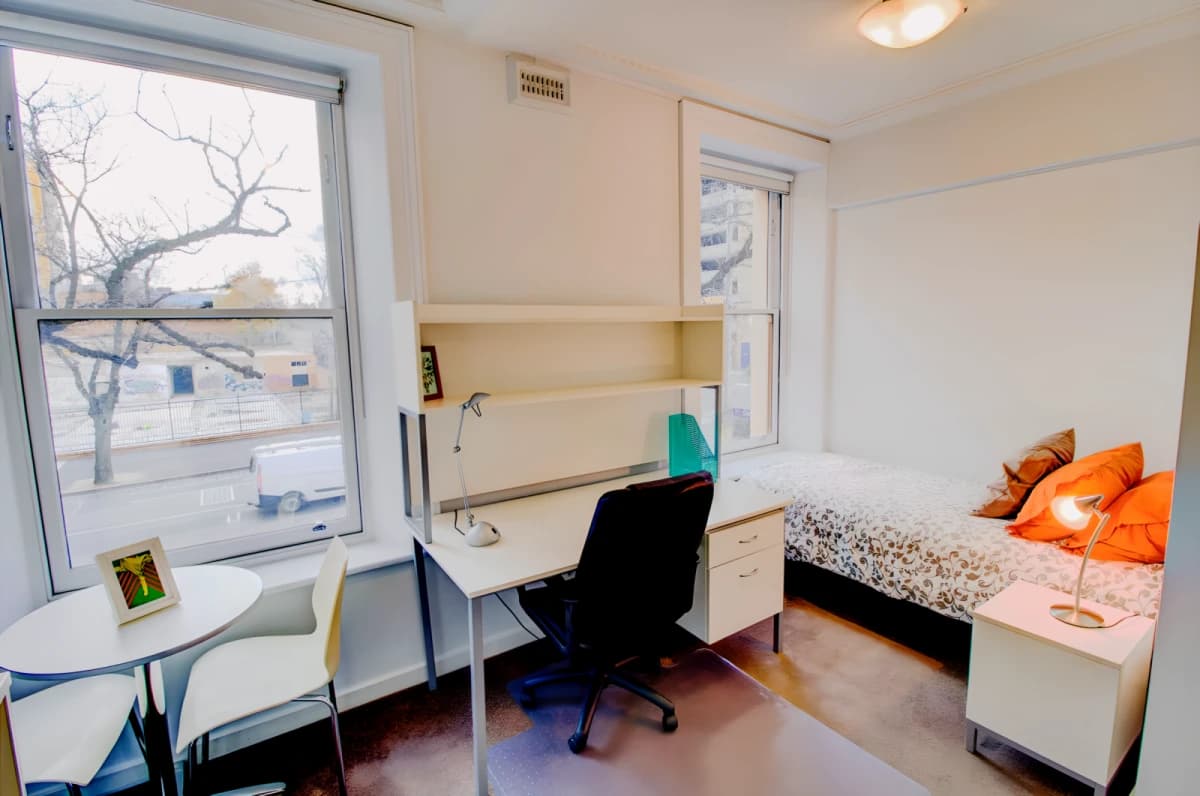 255 Cardigan Street image