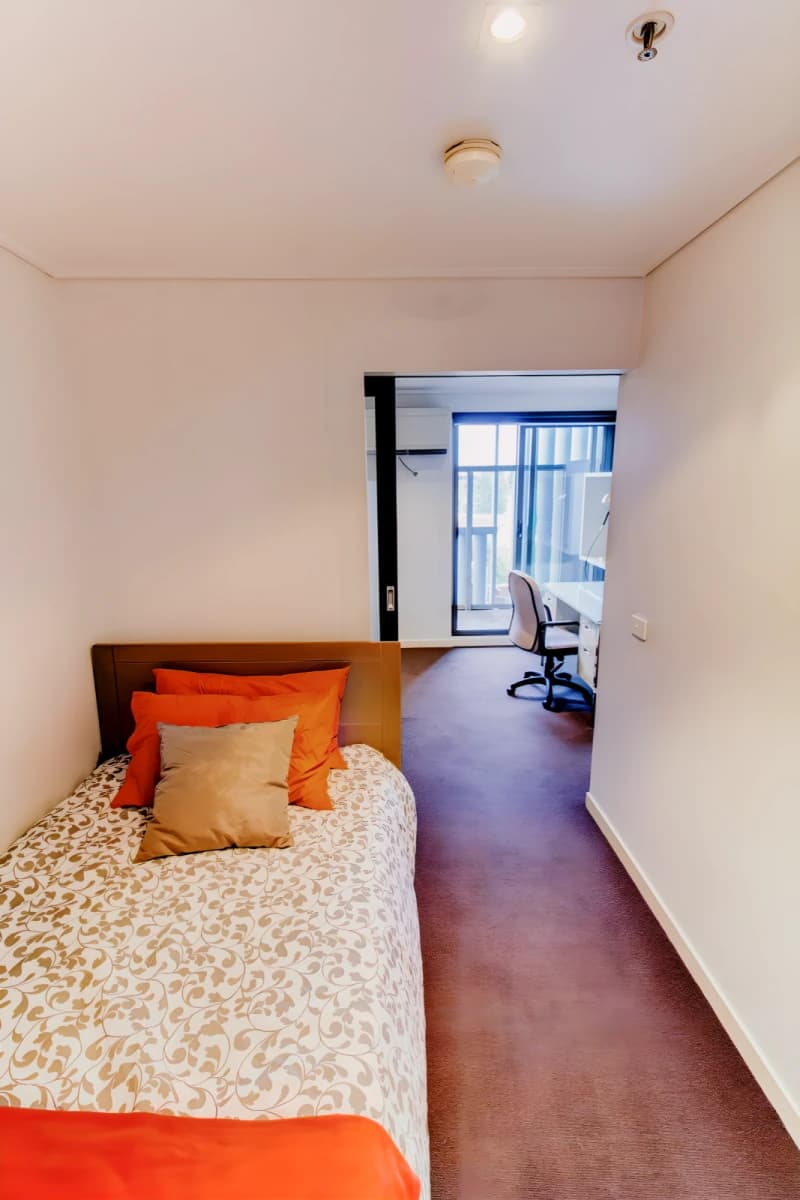593 Elizabeth Street image