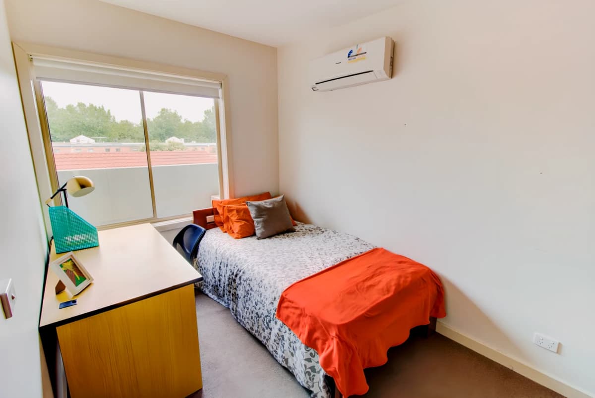 1023 Dandenong Road image