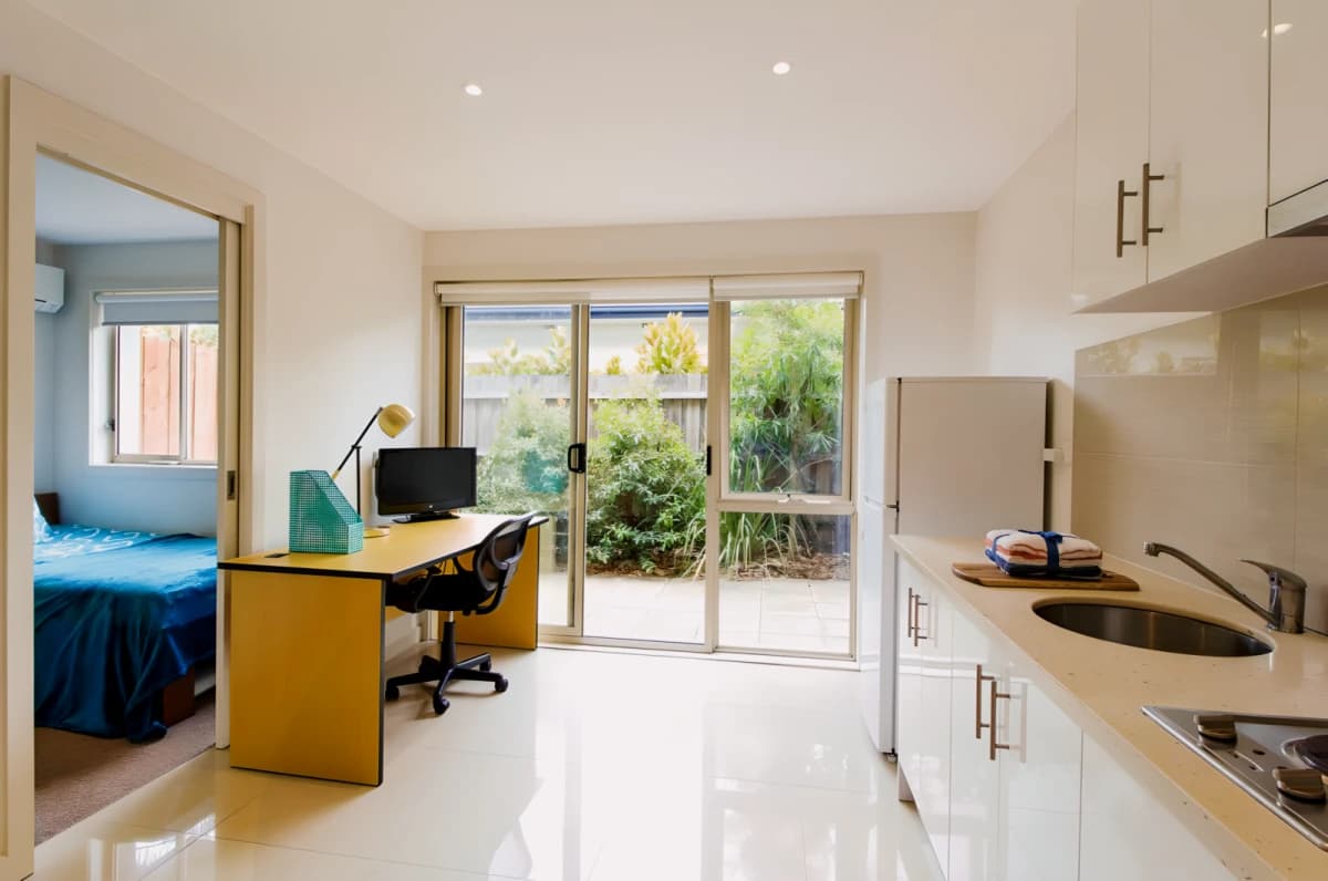 1023 Dandenong Road image