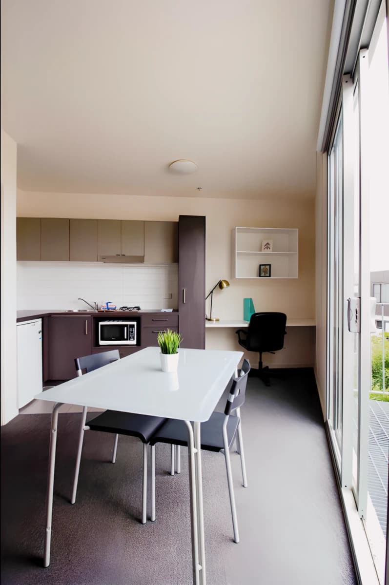 903 Dandenong Road image