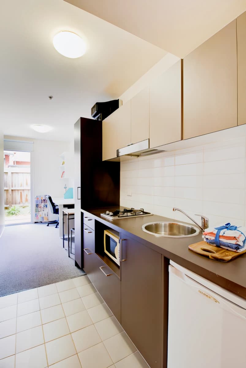 903 Dandenong Road image