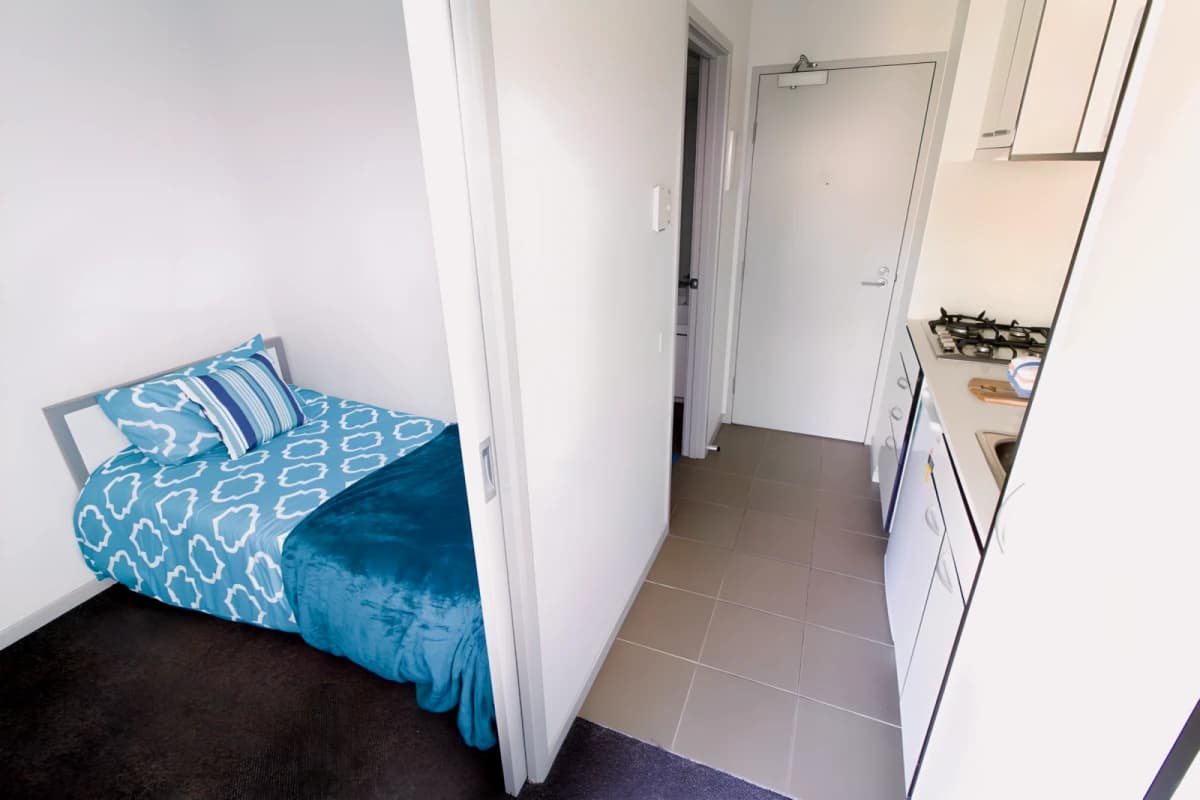 1728 Dandenong Road image