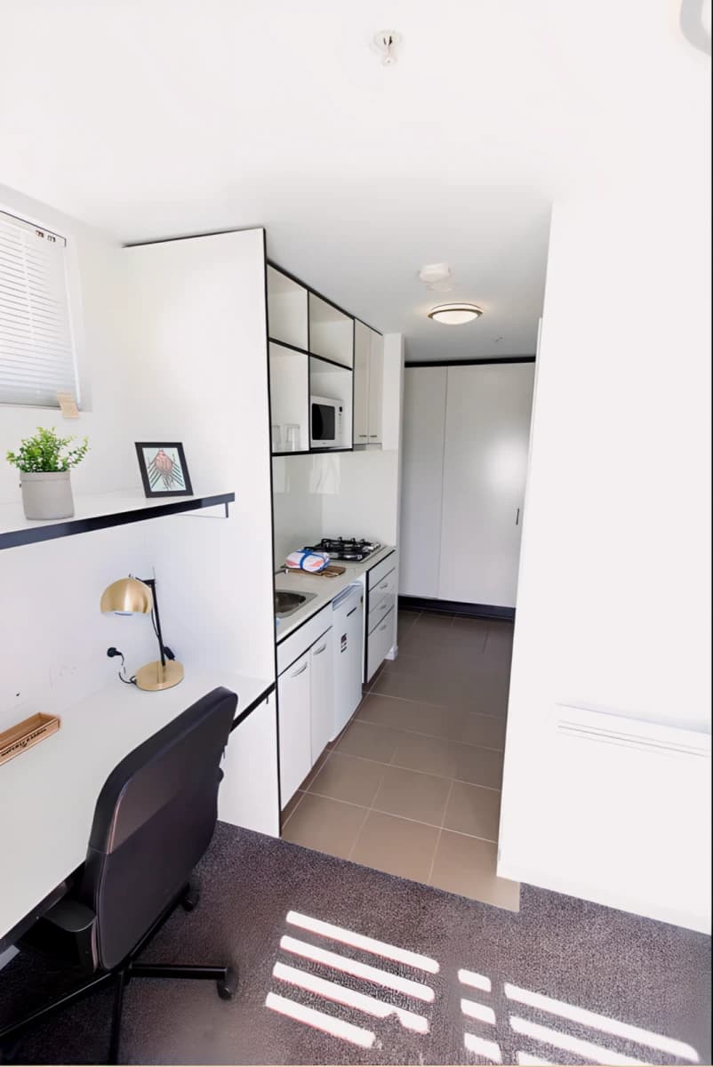 1728 Dandenong Road image