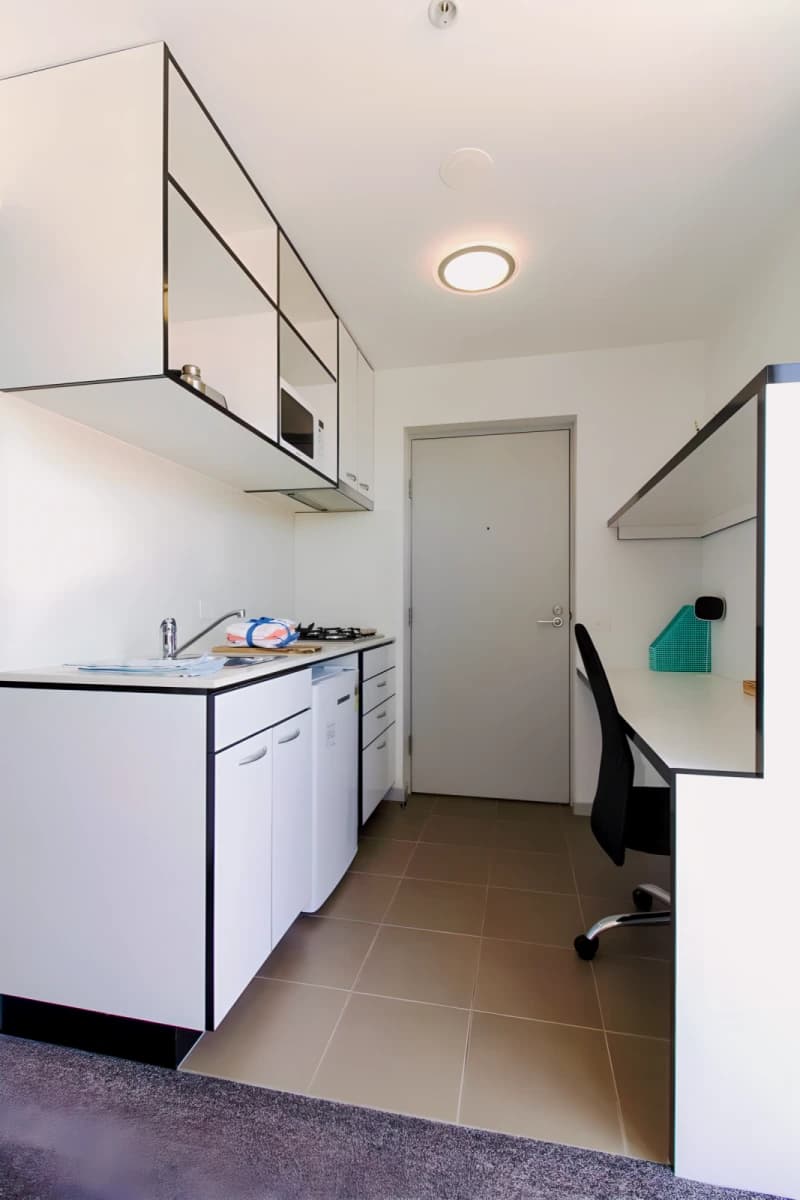 1728 Dandenong Road image