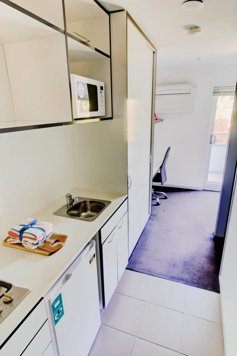 1728 Dandenong Road image