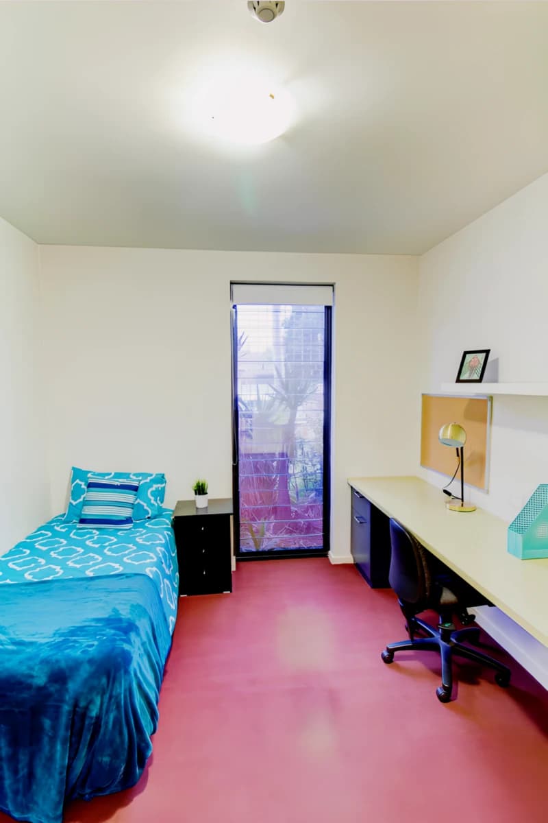 60 Waverley Road image 5