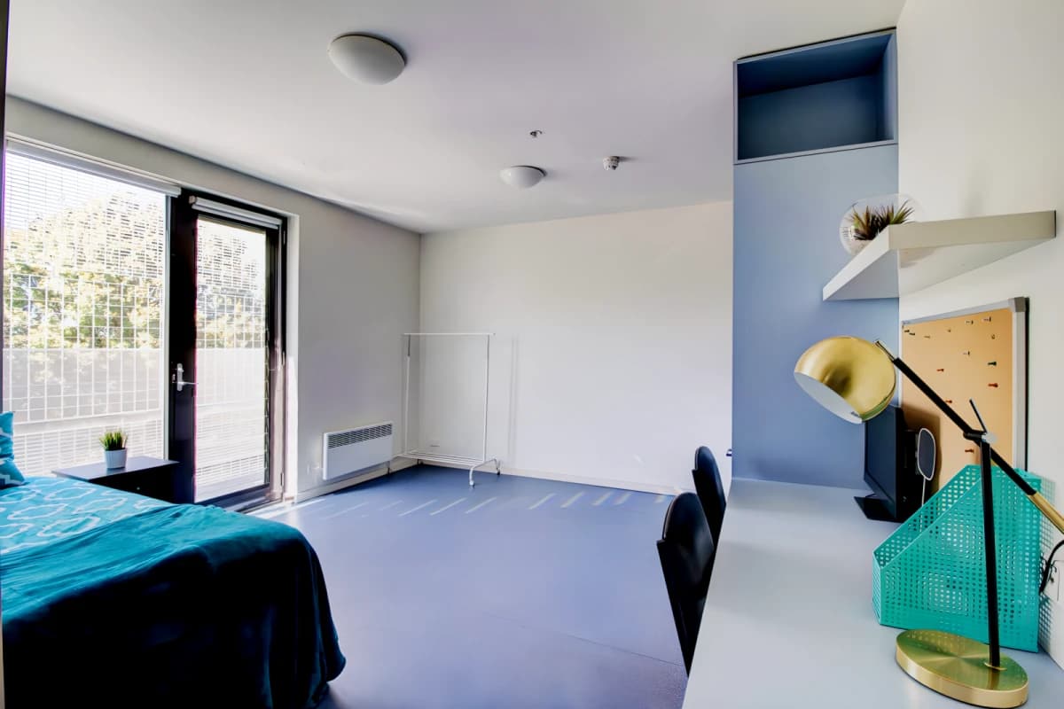 60 Waverley Road image 2