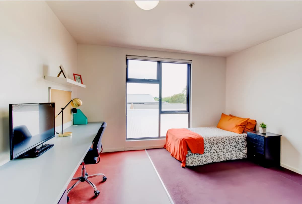 60 Waverley Road image