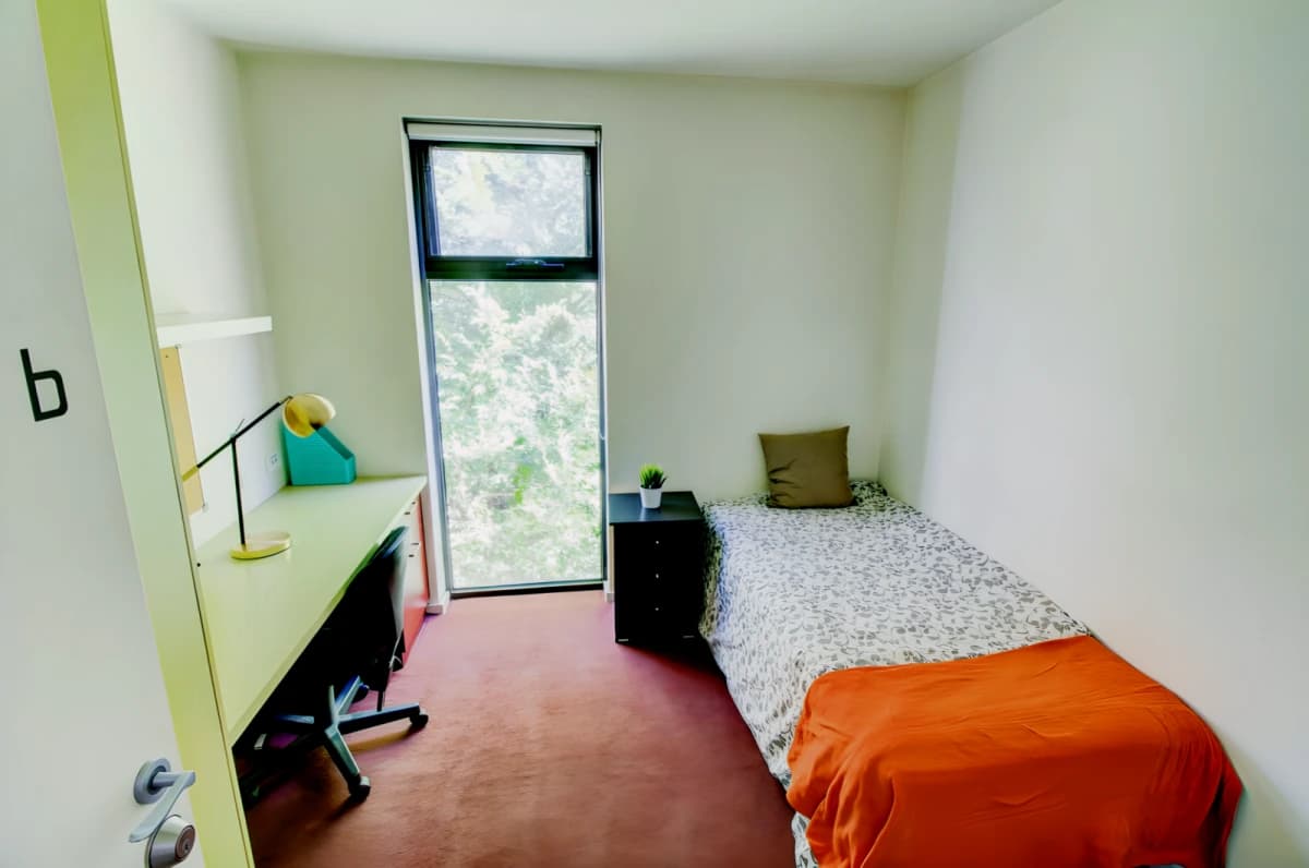60 Waverley Road image
