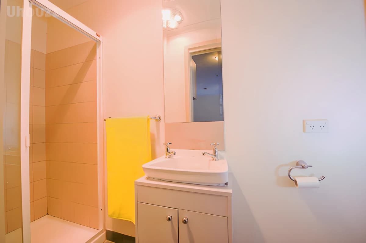 Student Living on A’Beckett image