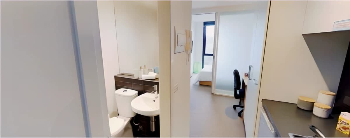 Student Living on Villiers image