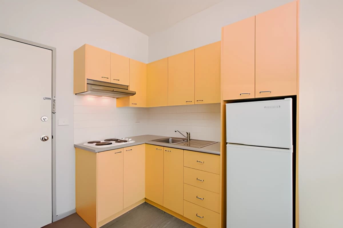 Student Living - 570 Swanston image