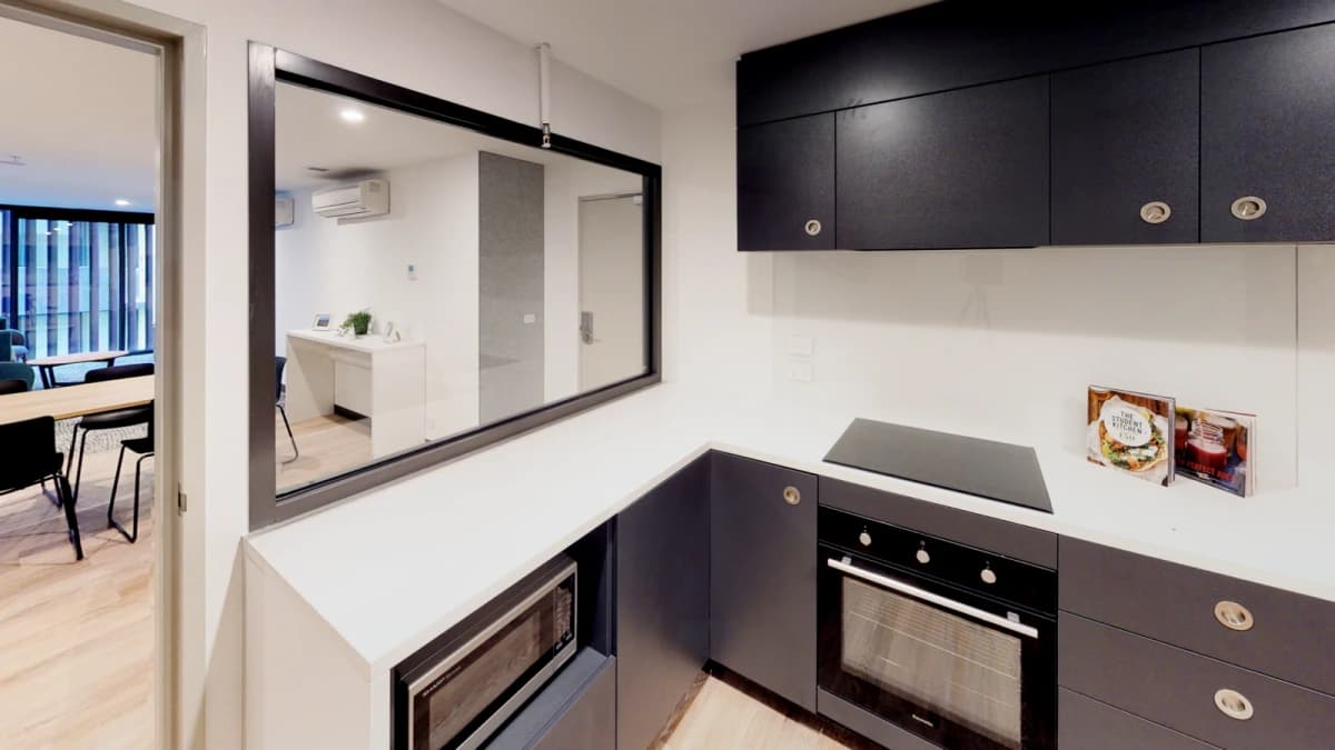 UniLodge Royal Melbourne image