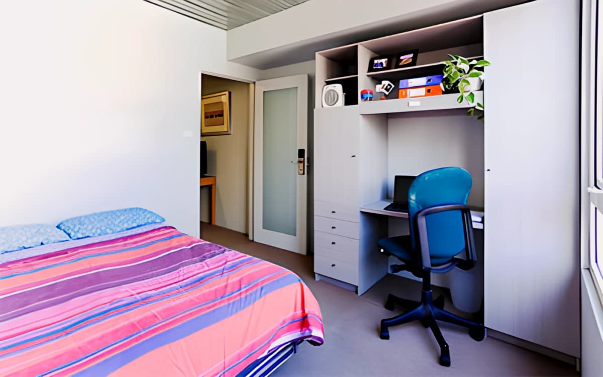 Carlton Residence image