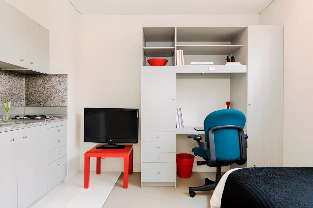 Carlton Residence image
