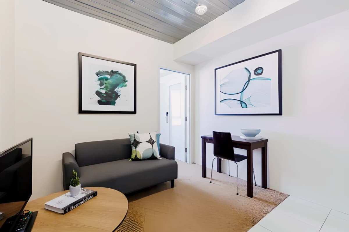 Carlton Residence image