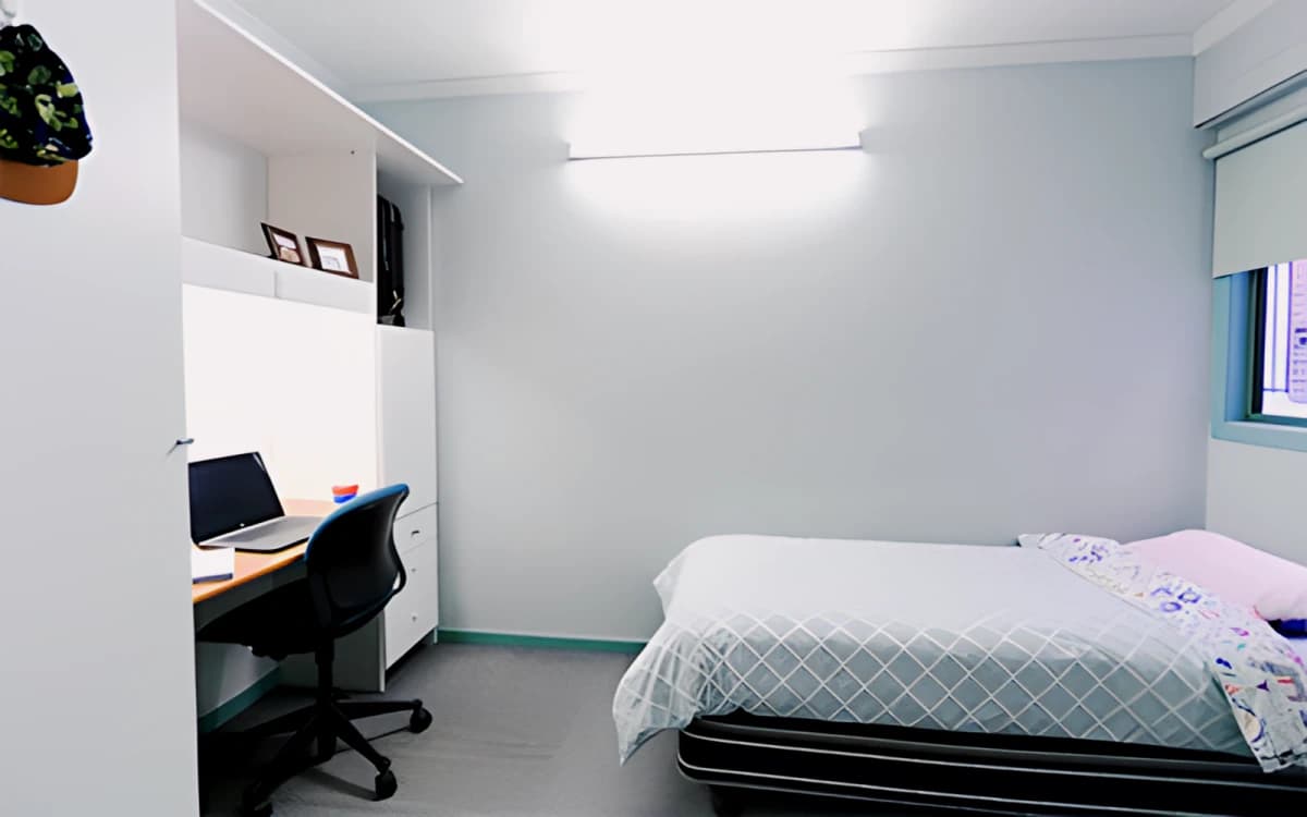 Bouverie Residence image