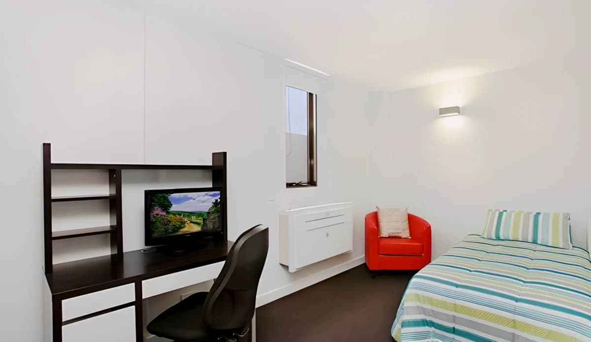 Student Living on Raleigh image