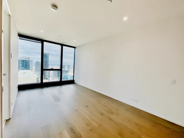 2Bedrooms, 1Bathrooms