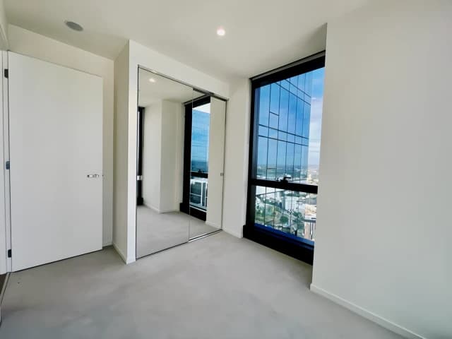 2Bedrooms, 1Bathrooms
