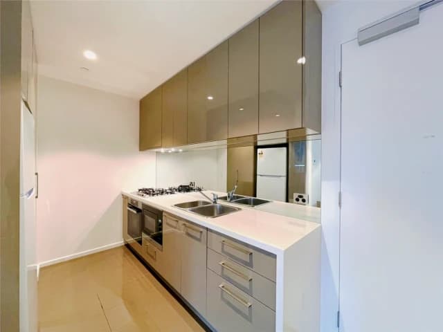 1Bedrooms, 1Bathrooms