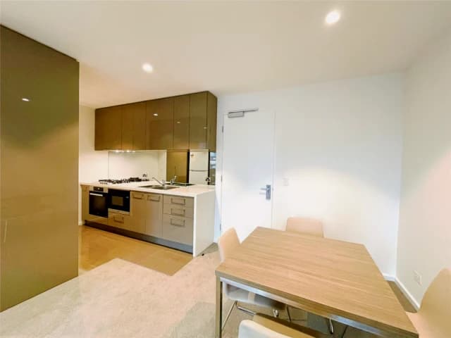 1Bedrooms, 1Bathrooms