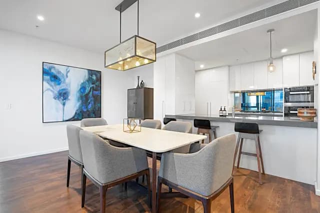 3Bedrooms, 3Bathrooms