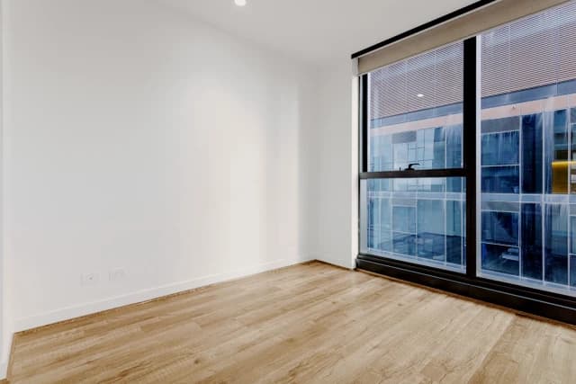 2Bedrooms, 1Bathrooms