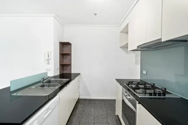 2Bedrooms, 2Bathrooms