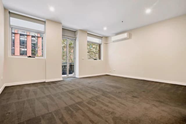 2Bedrooms, 1Bathrooms