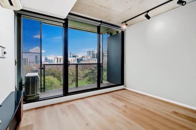1Bedrooms, 1Bathrooms