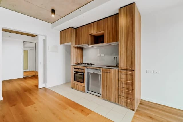 1Bedrooms, 1Bathrooms