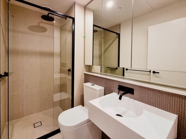 2Bedrooms, 2Bathrooms