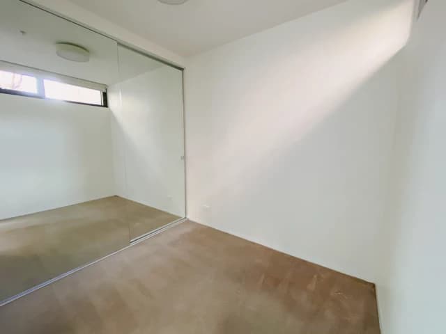 2Bedrooms, 1Bathrooms