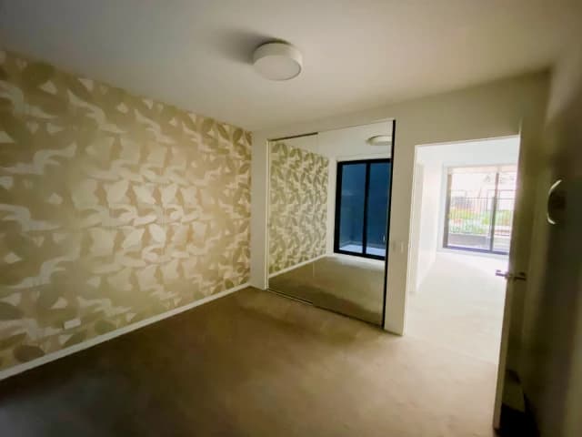 2Bedrooms, 1Bathrooms