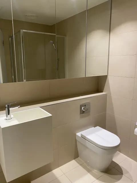 2Bedrooms, 1Bathrooms