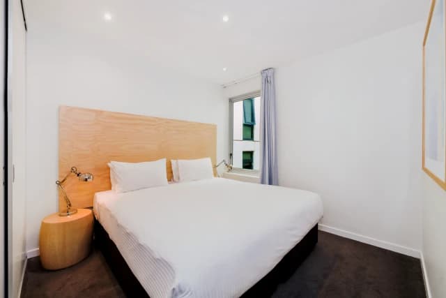2Bedrooms, 1Bathrooms