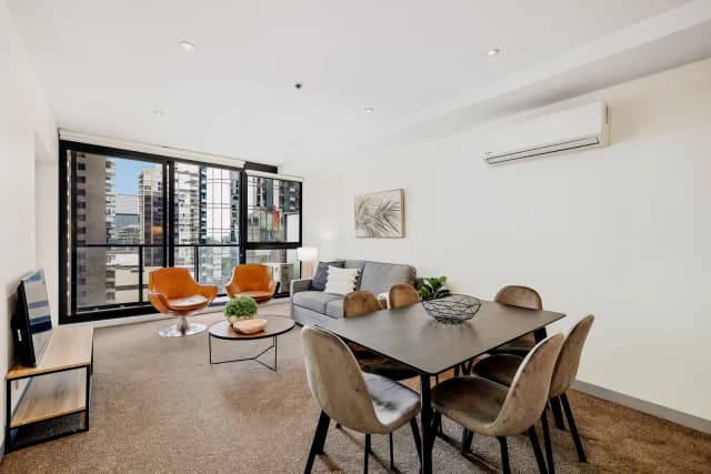 2Bedrooms, 1Bathrooms