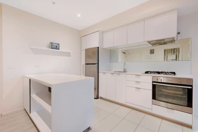 2Bedrooms, 1Bathrooms