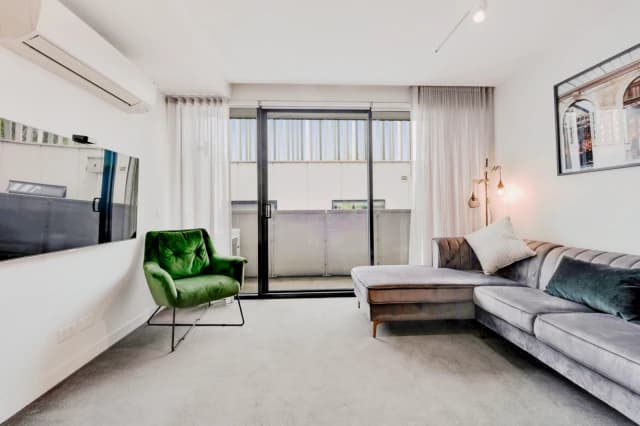 1Bedrooms, 1Bathrooms