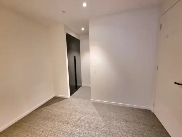 1Bedrooms, 1Bathrooms