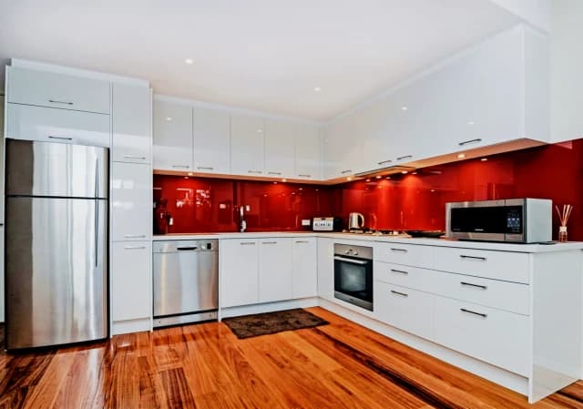 1Bedrooms, 1Bathrooms