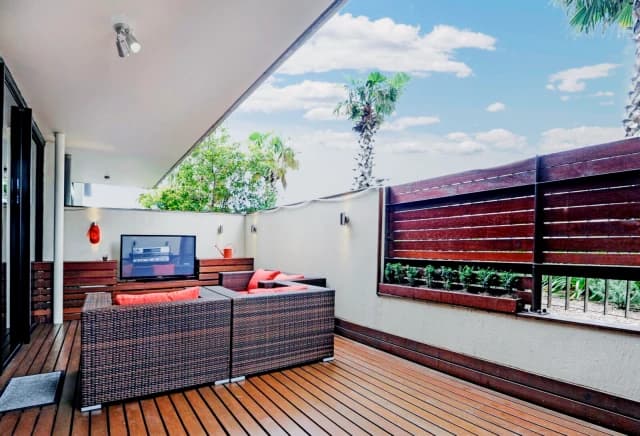 1Bedrooms, 1Bathrooms