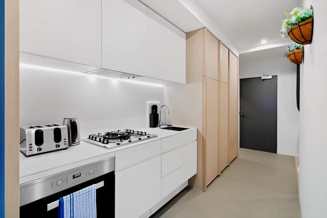 1Bedrooms, 1Bathrooms