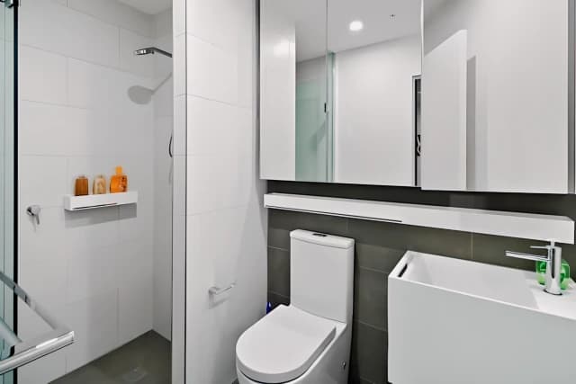 1Bedrooms, 1Bathrooms