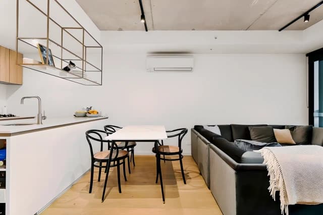 2Bedrooms, 2Bathrooms
